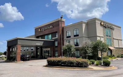 La Quinta Inn & Suites by Wyndham Horn Lake / Southaven Area