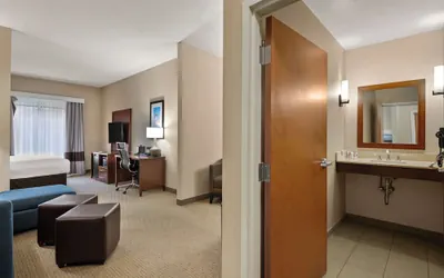 Photo 5 - Comfort Suites Hummelstown - Hershey