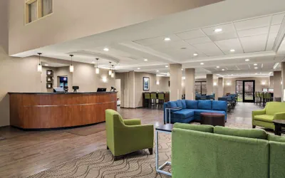 Photo 3 - Comfort Suites Hummelstown - Hershey