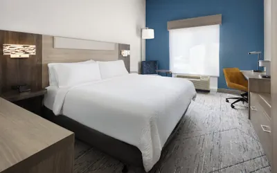 Photo 3 - Holiday Inn Express & Suites Newberry by IHG