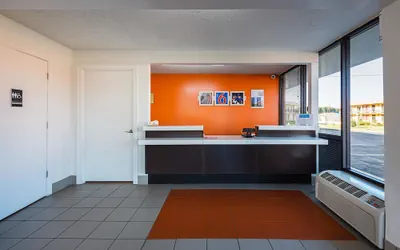 Photo 2 - Motel 6 Perry, GA