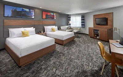 Photo 4 - Studio Inn and Suites at Promenade Downey