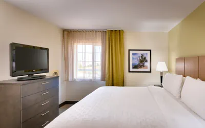 Photo 4 - Candlewood Suites Dallas Plano East Richardson by IHG