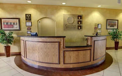 Photo 5 - Comfort Inn & Suites Alvarado