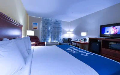 Photo 5 - Days Inn by Wyndham Greensboro NC