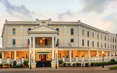 Photo 2 - Hotel Perry