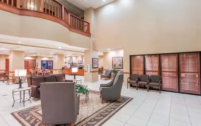 Photo 3 - Wingate by Wyndham New Braunfels