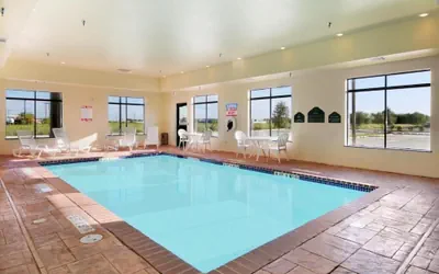 Photo 2 - Wingate by Wyndham New Braunfels
