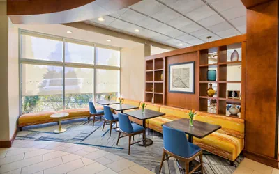 Photo 2 - Four Points By Sheraton Raleigh Durham Airport
