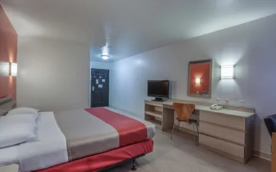 Photo 5 - Motel 6 Pasadena, TX