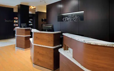 Photo 3 - Courtyard by Marriott Indianapolis Downtown