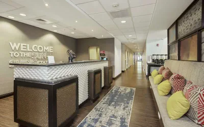 Photo 2 - Hampton Inn & Suites Orlando-Apopka