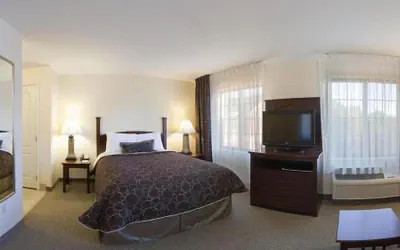 Photo 4 - Staybridge Suites Indianapolis-Carmel by IHG