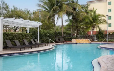 Photo 2 - Hampton Inn & Suites Homestead Miami South