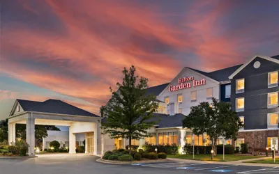 Photo 2 - Hilton Garden Inn North Little Rock