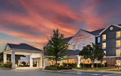 Photo 2 - Hilton Garden Inn North Little Rock