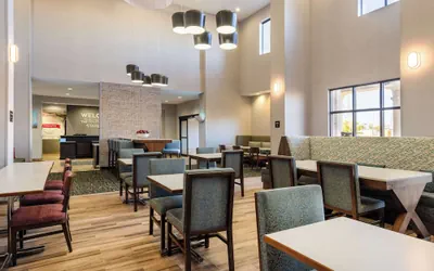 Photo 3 - Hampton Inn & Suites Woodward