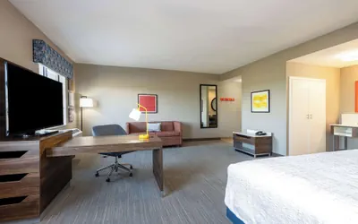 Photo 4 - Hampton Inn & Suites Woodward