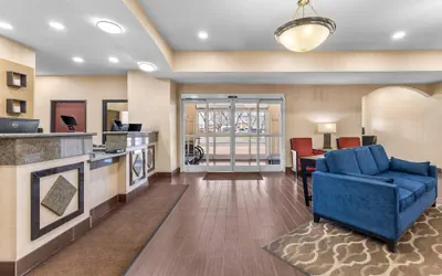 Photo 4 - Comfort Inn Ogden near Event Center