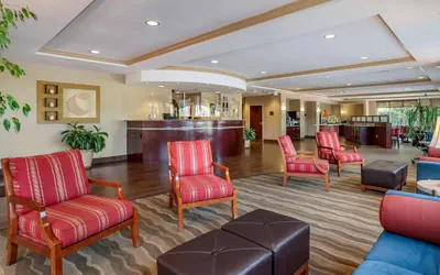 Photo 4 - Comfort Suites Biloxi - Ocean Springs