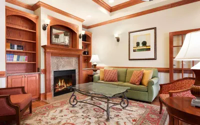 Photo 2 - Country Inn & Suites by Radisson, Tifton, GA