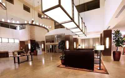 Photo 5 - Embassy Suites Palmdale