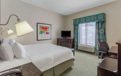 Photo 4 - Hampton Inn Richmond - South