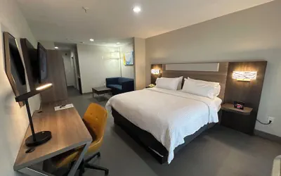 Photo 5 - Holiday Inn Express Hotel & Suites Grants - Milan by IHG