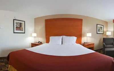 Photo 4 - Holiday Inn Express Hotel & Suites Bainbridge by IHG