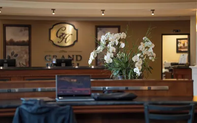 Photo 2 - Grand Hotel at Bridgeport