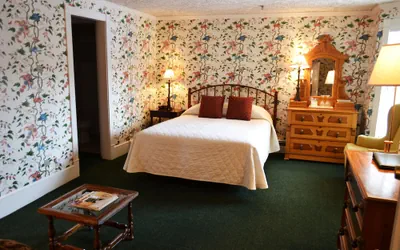 Photo 4 - Bay View Inn
