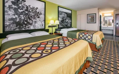 Photo 4 - Super 8 by Wyndham Farmers Branch/North Dallas