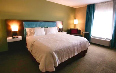 Photo 5 - Hampton Inn & Suites Jacksonville - Beach Blvd/Mayo Clinic