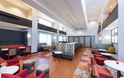 Photo 3 - Hampton Inn & Suites Marshalltown