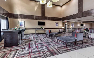 Photo 3 - Best Western Plus DFW Airport West Euless