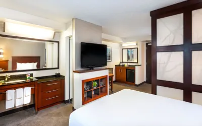 Photo 5 - Hyatt Place Sacramento Roseville