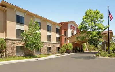 Photo 2 - Hampton Inn & Suites Thousand Oaks, CA