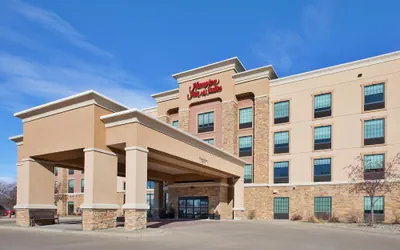 Photo 2 - Hampton Inn & Suites St. Cloud, MN