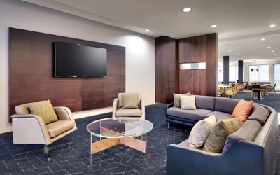 Photo 4 - Courtyard by Marriott Johnson City