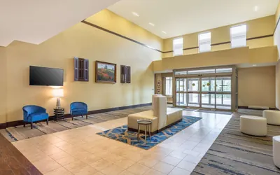 Photo 4 - Best Western Plus University Park Inn & Suites