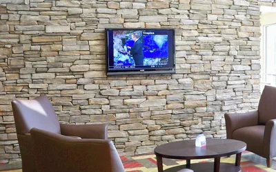 Photo 2 - Red Roof Inn & Suites Beaumont