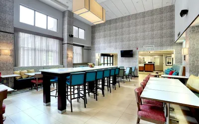 Photo 3 - Hampton Inn & Suites Parsippany/North