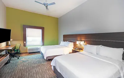 Photo 4 - Holiday Inn Express Hotel & Suites PORT ARTHUR by IHG