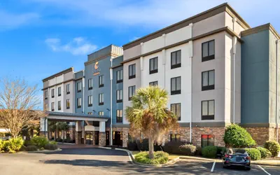 Photo 2 - Comfort Suites Simpsonville - Greenville