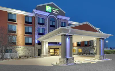 Photo 2 - Holiday Inn Express Mitchell by IHG