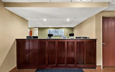 Photo 3 - Sleep Inn & Suites Near Joint Base Andrews - Washington Area
