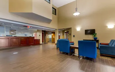 Photo 4 - Comfort Inn & Suites Cambridge