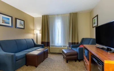Photo 5 - Comfort Inn & Suites Cambridge