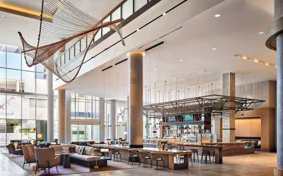 Photo 2 - Sheraton Phoenix Downtown