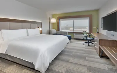 Photo 3 - Holiday Inn Express & Suites Oklahoma City West-Yukon by IHG